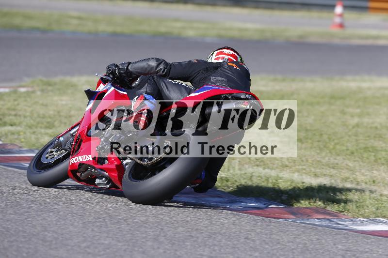 Archiv-2025/17 17.05.2025 PROMAX ADR/Gruppe gelb/unklar